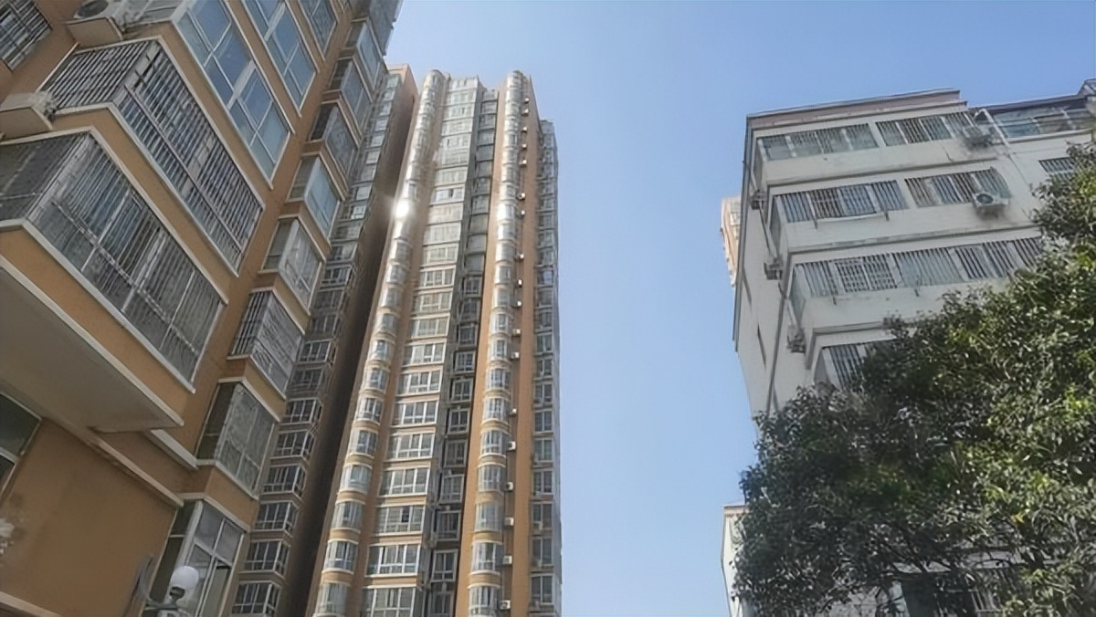 郑州一小区业主自选物业无法入驻，社区：正核查业主表决情况