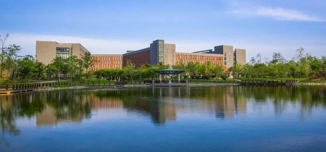 河南省有哪些好大学？