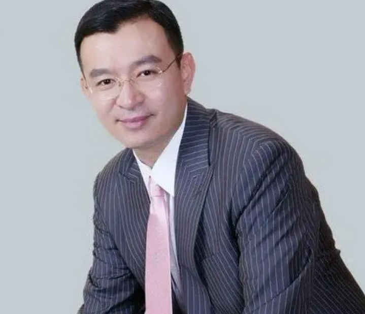 大额成功案例无数不成功不收费(拜师费要收100万？陈安之成功背后，隐藏着无数家庭的支离破碎)