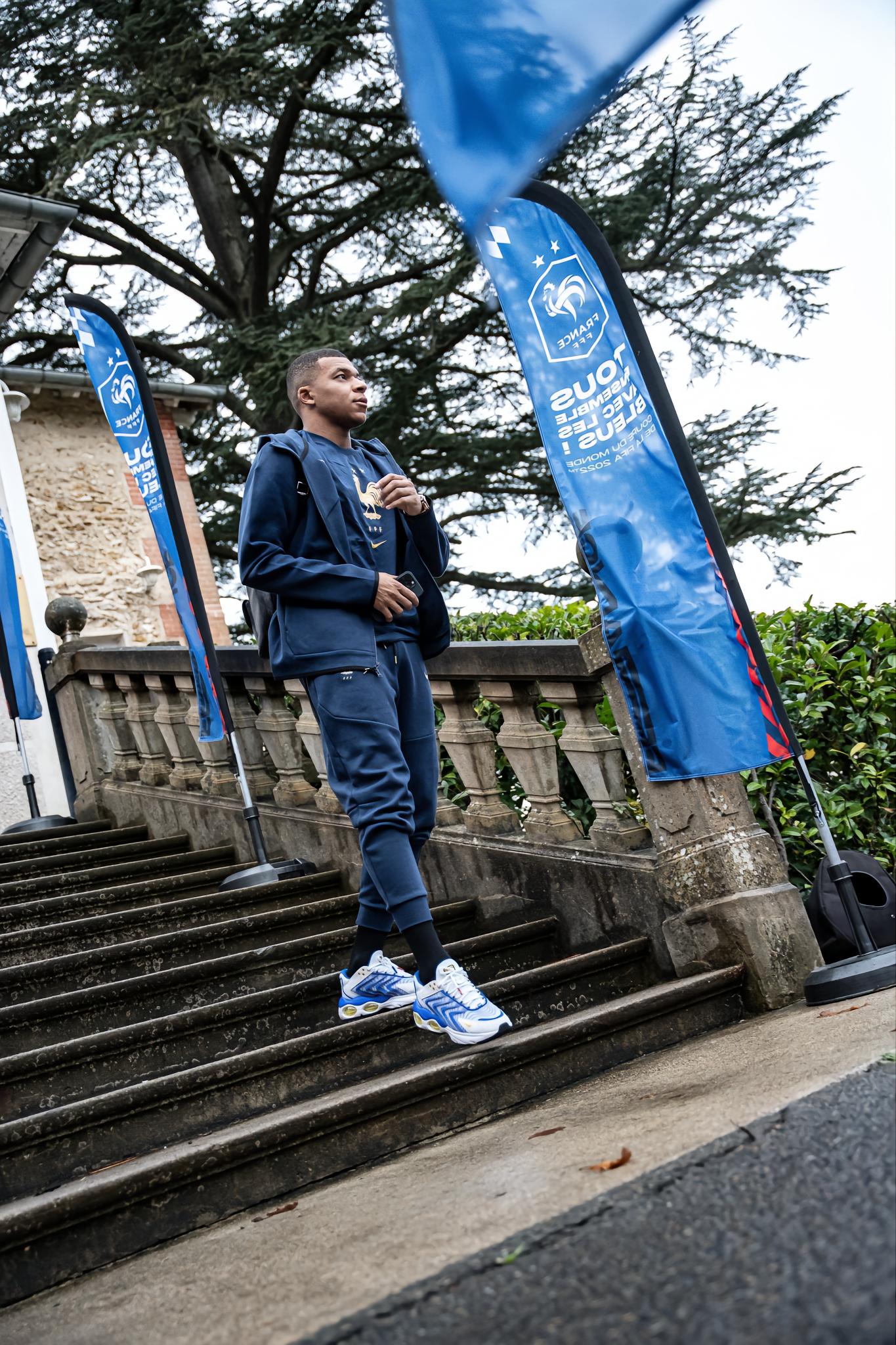 帕瓦尔,格列兹曼,卢卡斯-埃尔南德斯(因伤退出世界杯),吉鲁等一众帅哥