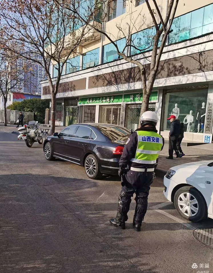 「交警正能量」平凡的坚守