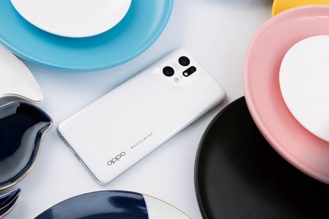 再攀顶峰 不止“一机双芯”——OPPO Find X5系列为未来影像定格局
