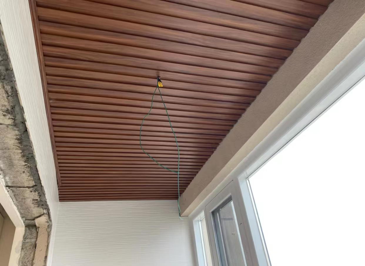 阳台最不值得投入的6个地方,装修越普通,反而越实用