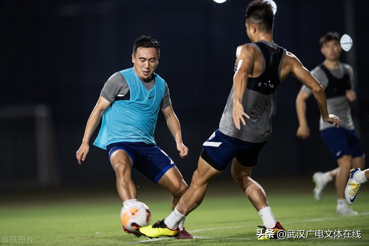 中超第二轮武汉队什么时候开始（中超第二阶段本周开战 武汉三镇球迷开放日真热闹）