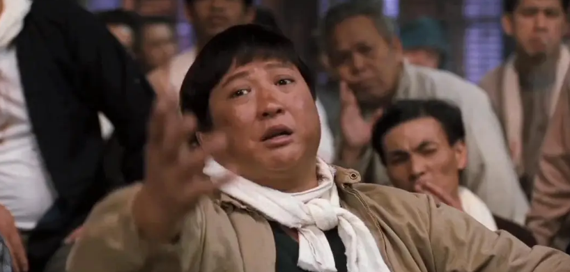 黄鹰弃文从影，找曹查理拍了部另类之作，成了一代人的童年噩梦