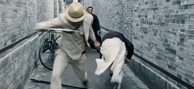 刀尖舔血，这9部武侠电影太生猛