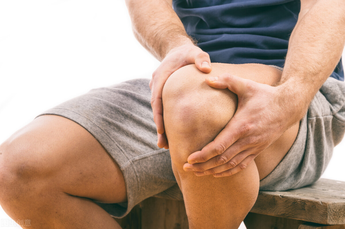 膝盖疼痛反复要当心！半月板损伤不及时处理，腿就废了