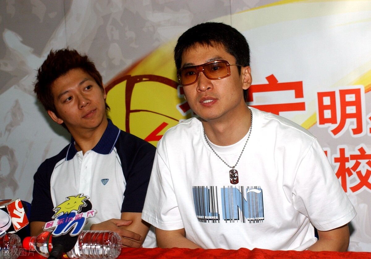 出道即巅峰的10位艺人，有人如今依旧风光，有人却早已经销声匿迹