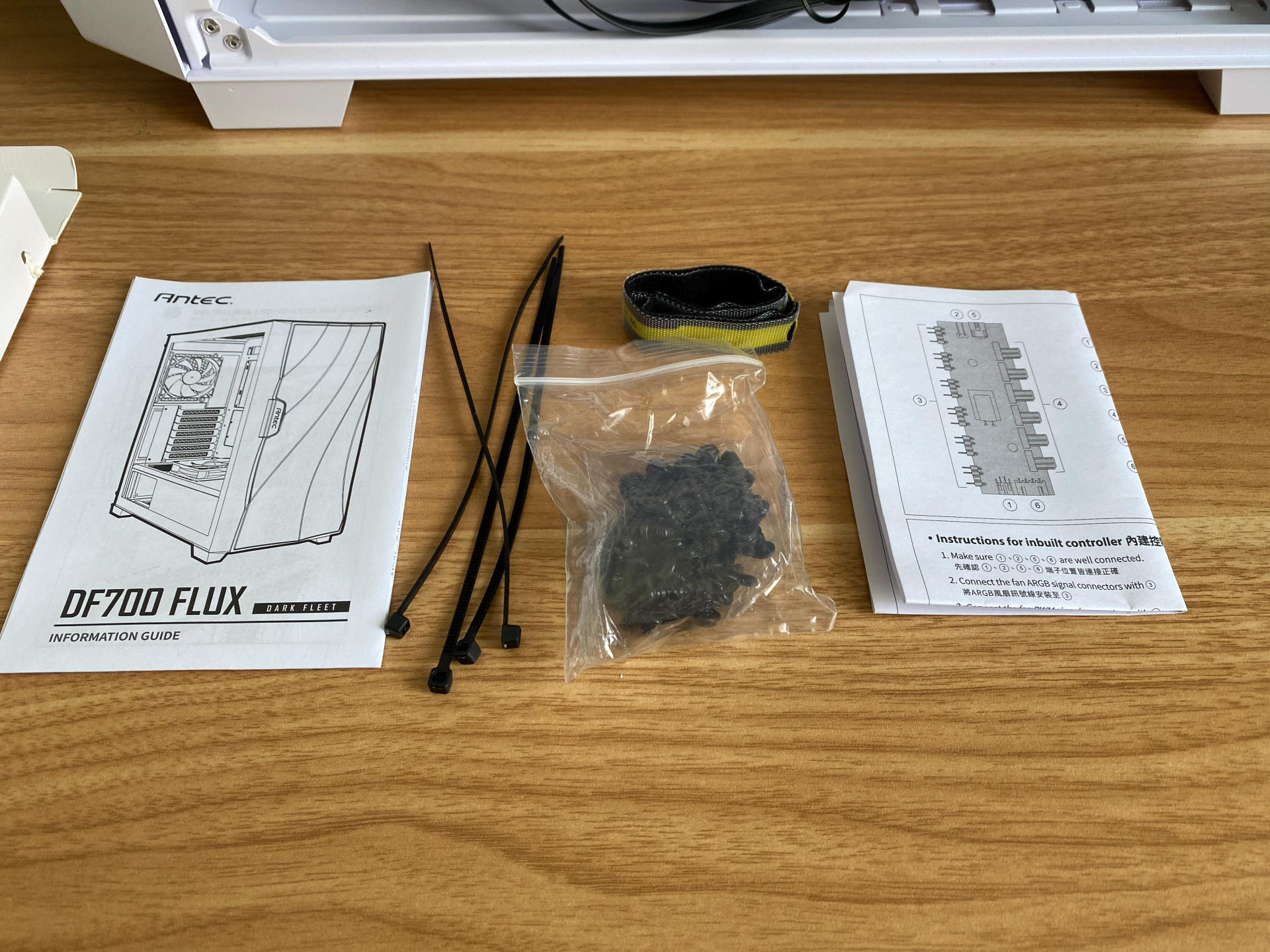 流行白色了，白色外观电脑攒机录，白色的会好看吗？