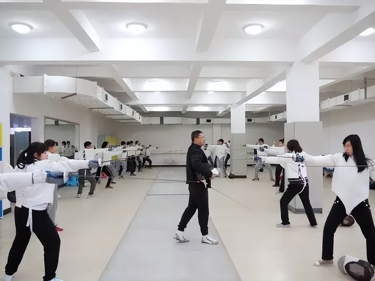 中青报聚焦！教学生制造火箭和飞行器，电子科技大学“宝藏”课程太酷了！