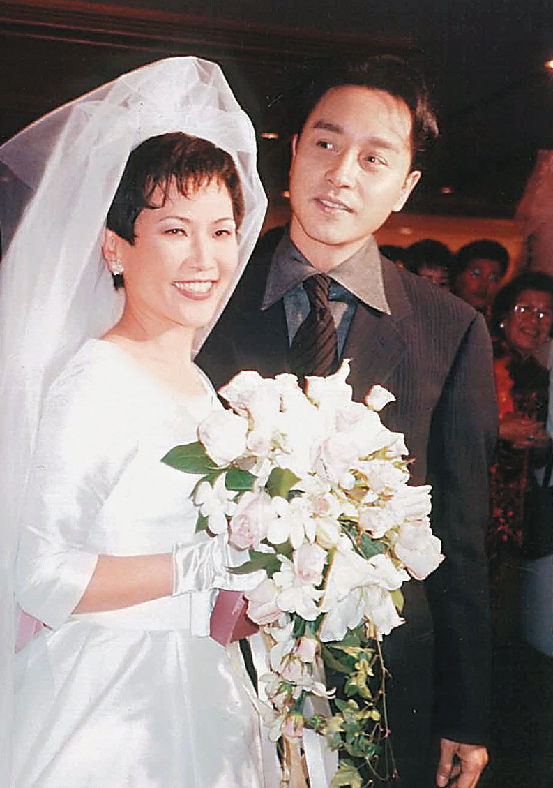 张国荣逝世20周年丨细数哥哥红颜知己:梅艳芳兄妹情 林青霞系牌友