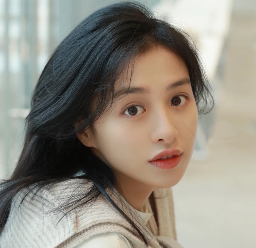 1,桃花眼