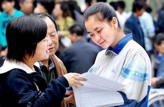 各大媒体点名批评福建3所高校，毕业证分文不值，家长报考需谨慎