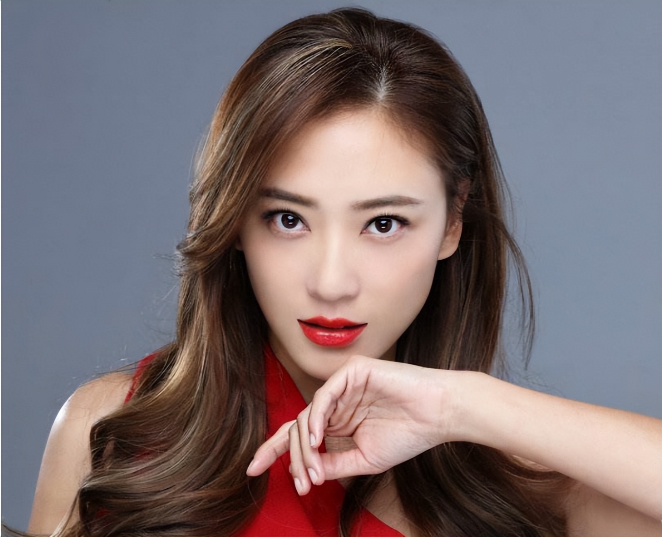 内娱最吓人的嘴内娱最厉害的嘴，非应采儿莫属