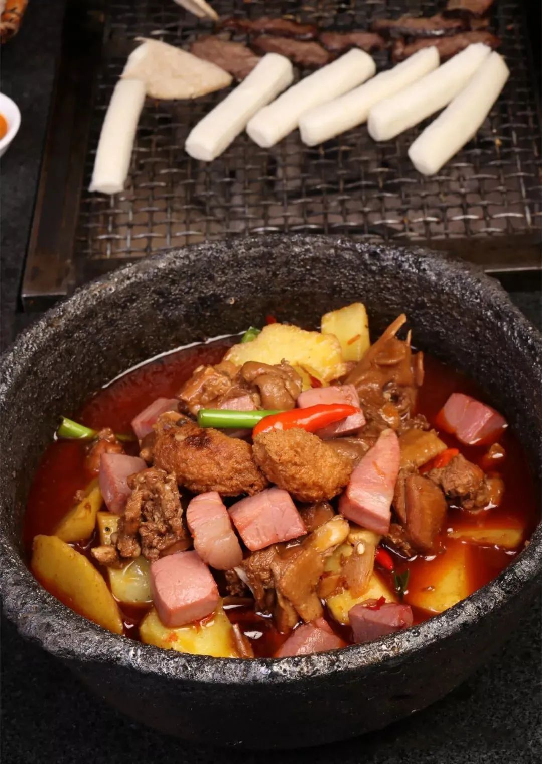 春寒料峭，做这类菜品够暖够烫，家人最爱