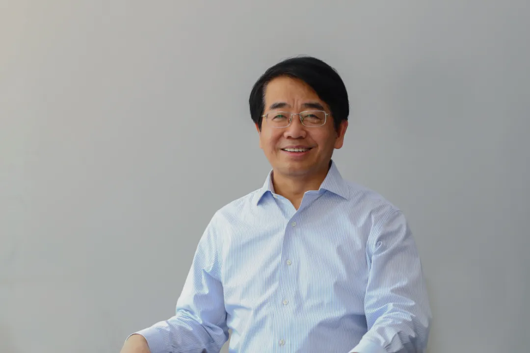 黄维院士：柔性电子产业将超3000亿美元 将引领科技创新开道超车