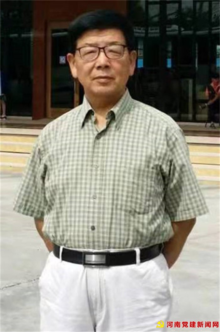 情谊重如山（全文）