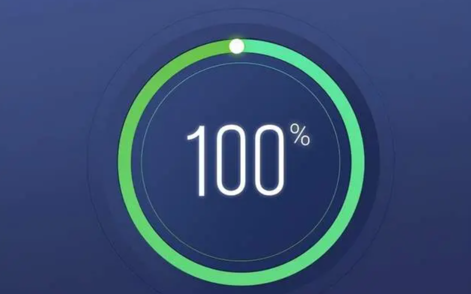 很多人习惯将手机电量充到100%,使用的时候才具有安全感,甚至还有些人