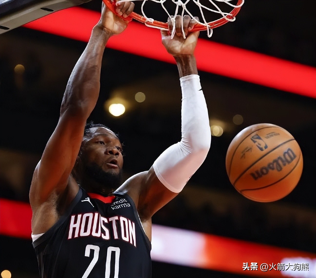 nba火箭队成员有哪些（1天两笔交易！火箭队18人名单出炉：5个位置上，至少各有3人可用）