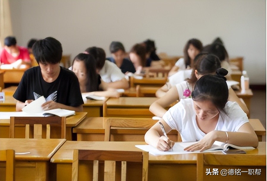 大学本科是什么意思（不用考试的本科文凭是真的吗）