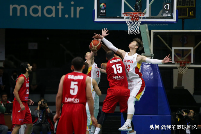 篮球世界杯美国与中国比赛(中国男篮5人得分上双，战胜伊朗晋级男篮世界杯)