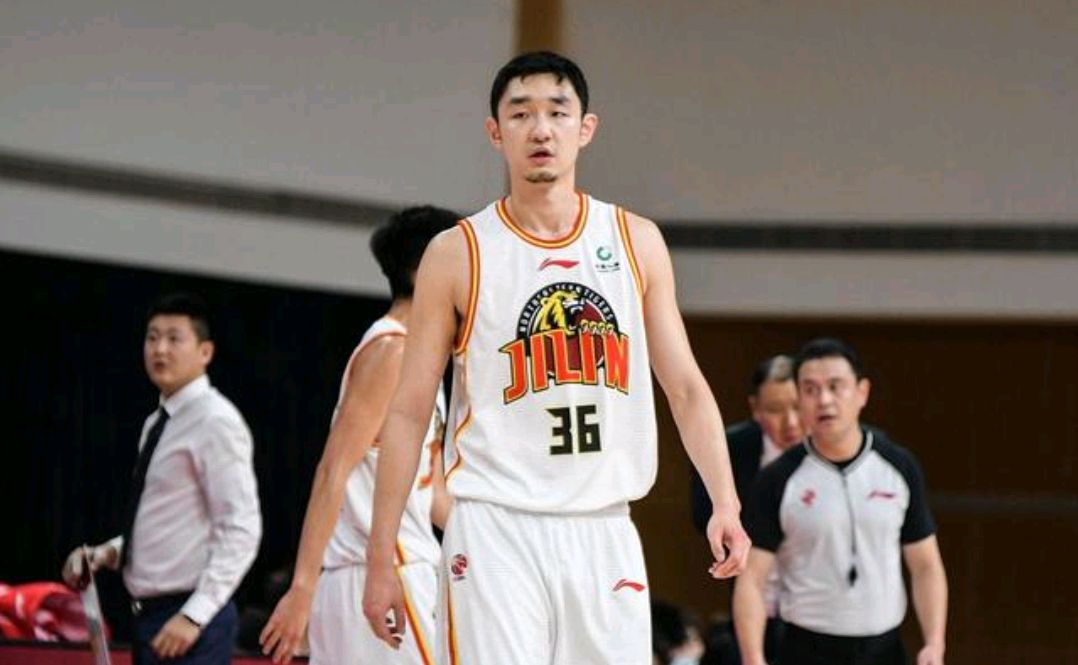 cba吉林队球员名单(吉林队阵容升级！两大内线加盟在即 水货中锋离队 王晗还有好消息)
