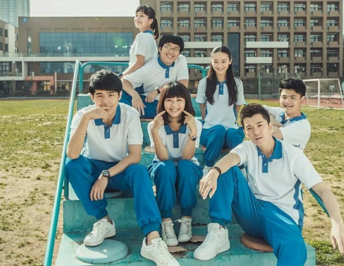 “多亏母亲的坚持”，大学生的肺腑之言，道出走读和住校的差距