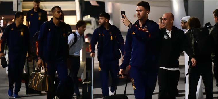 摩洛哥世界杯西装照（盘点世界杯各国球员帅照，哪支队伍的穿搭风格你更钟意？）