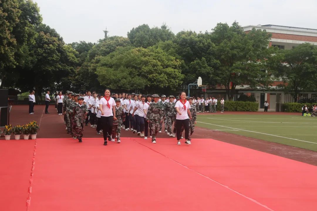 四川天府新区合江小学热烈庆祝“六一”国际儿童节