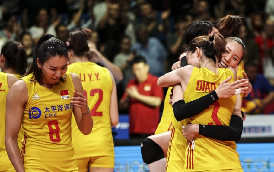 2019世界杯女排中國對(duì)美國（一傳滿天飛！中國女排0-3美國隊(duì)，中國隊(duì)輸球有4大原因）