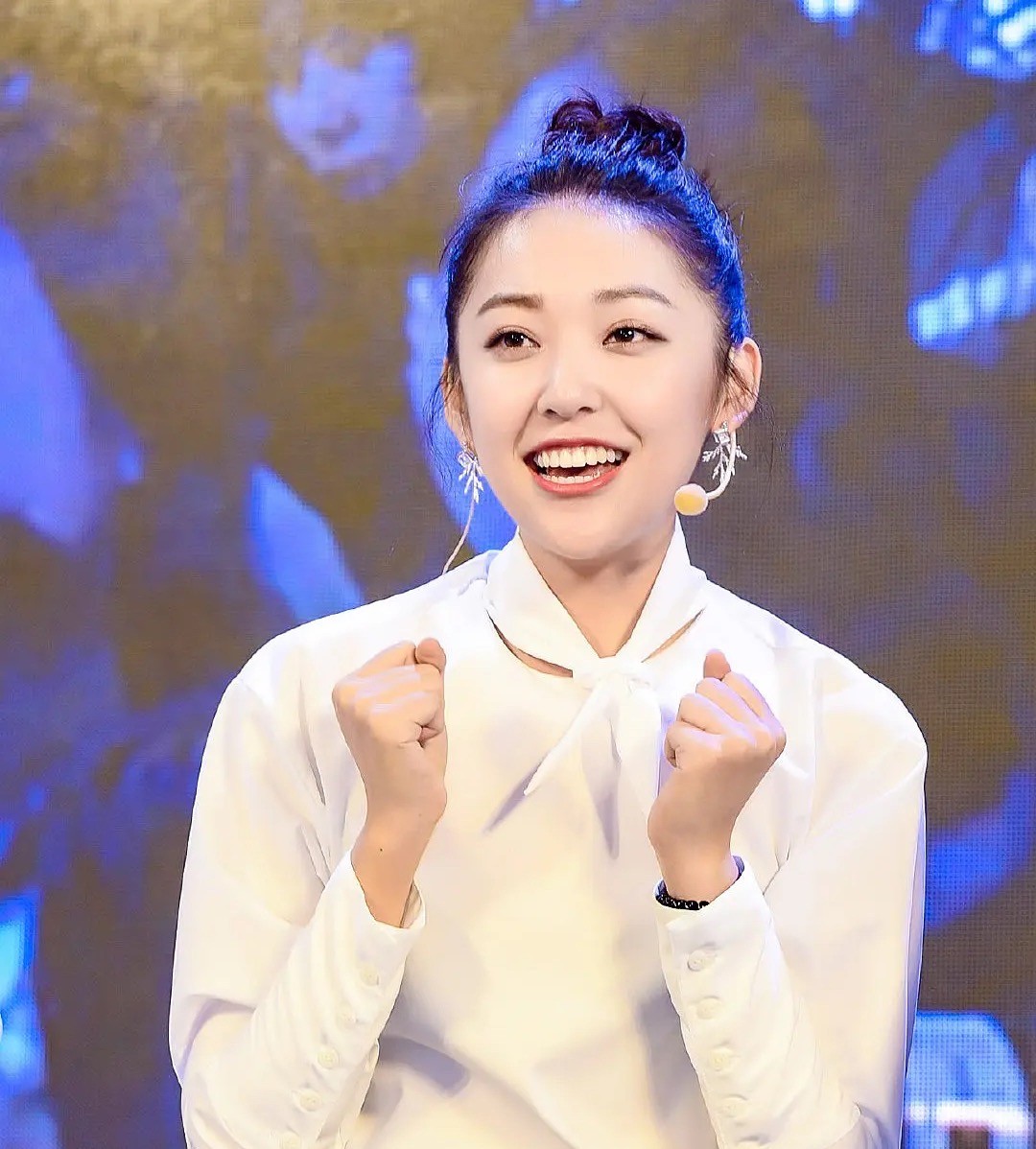 《促醒者》里的90后陈昊蓝,长着一张江珊的脸,演技更是一绝