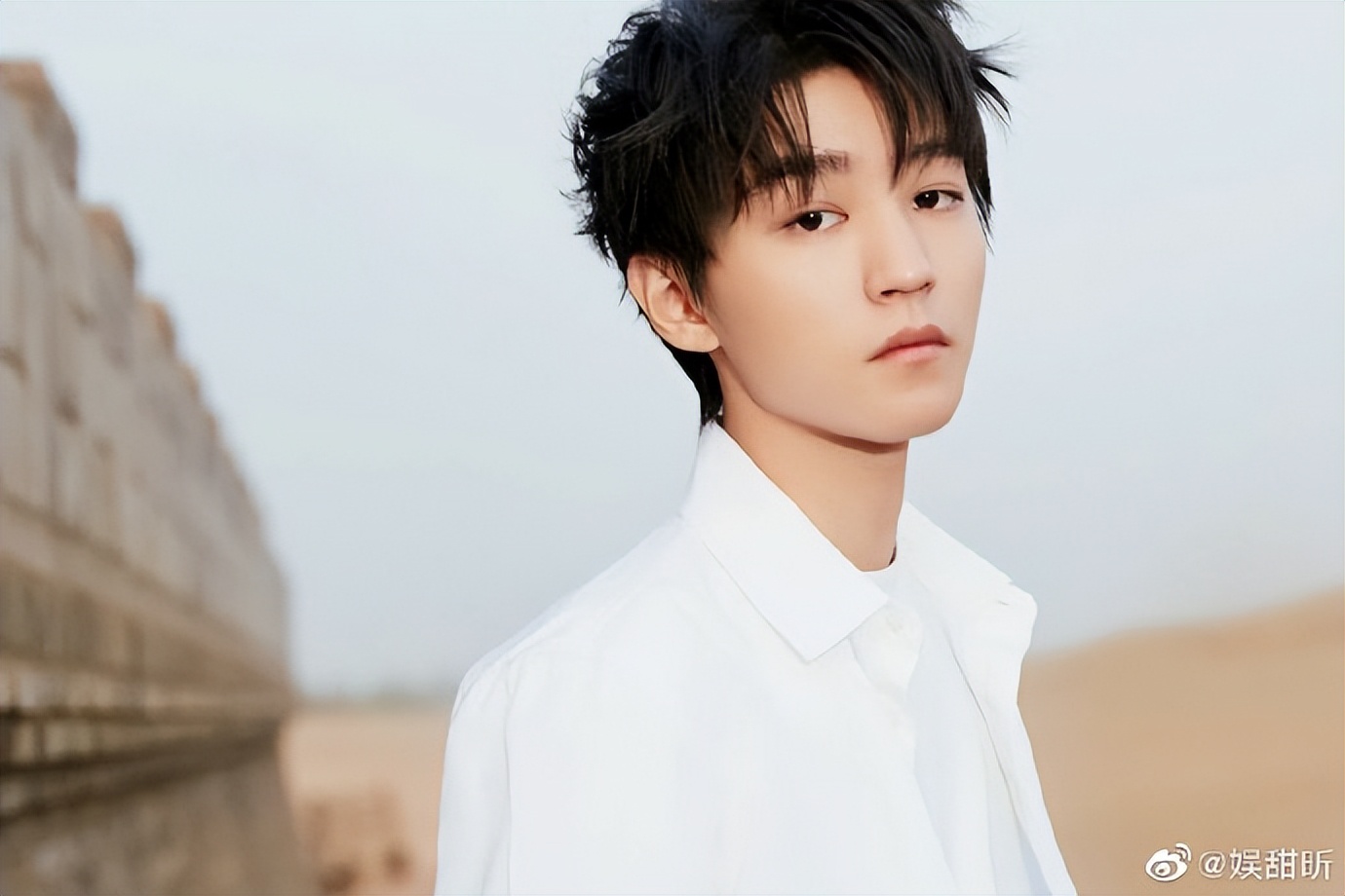 7.17美图：秦岚 任豪 肖战 檀健次 罗云熙 龚俊 张予曦 唐嫣 李易峰 王俊凯