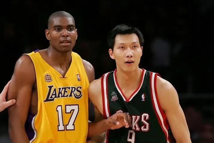 nba高中生选秀的有哪些（美媒列出20名从大学高中直接进入NBA的最年轻球员，拜纳姆最可惜）