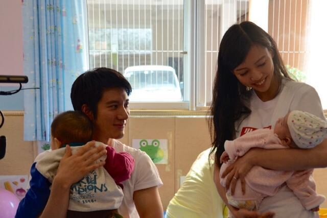 李靓蕾控诉王力宏出轨引哗然，众多细节都对上了，章泽天吃瓜点赞