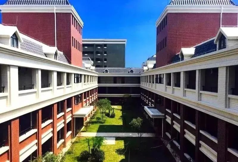 广州华立科技职业学院招录信息丨 2022年春季高考录取查询通道开启