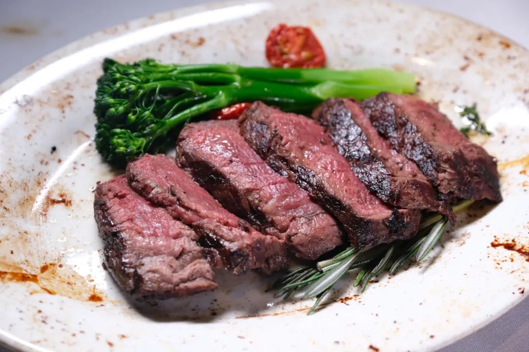 暴吃杭州13家高端餐厅，这份美食地图都是体重换的