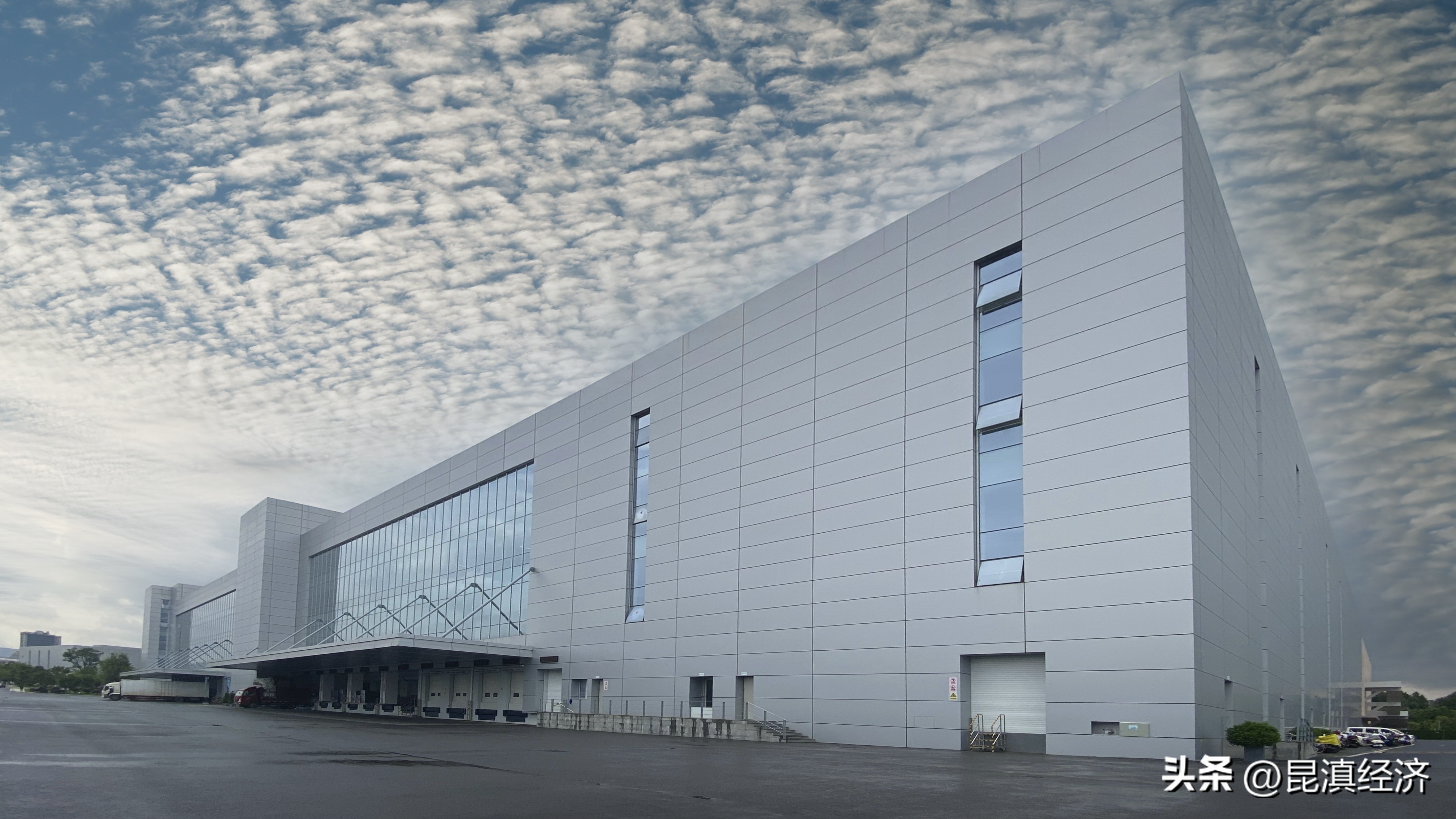 华为与云南白药签订AI药物研发合作协议