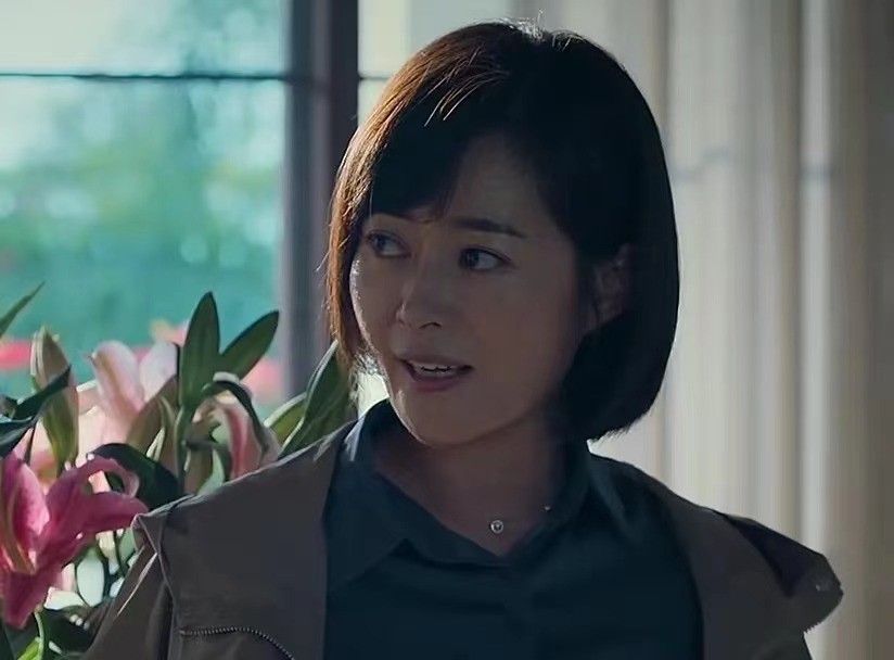 庭外开分7.7，四位女角色都不是省油的灯，扮演者也绝非泛泛之辈