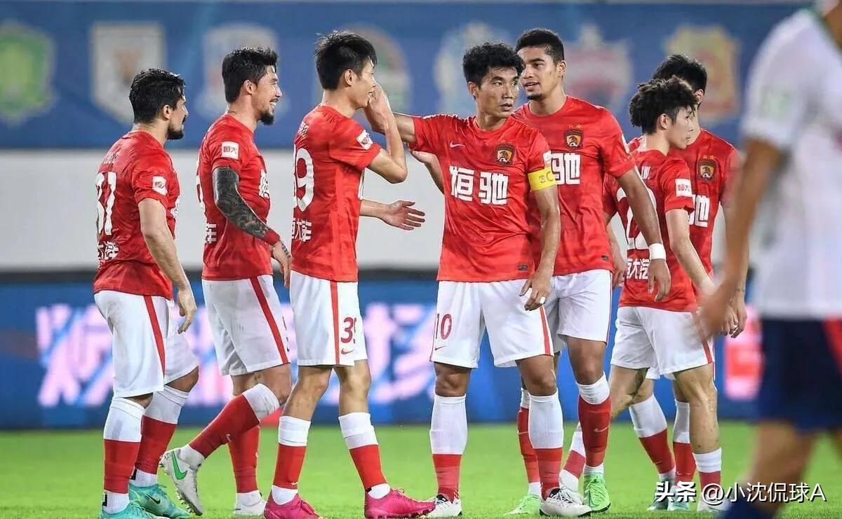 5队面临解散，申花武汉队在列，中超迎来大洗牌，中国足球迎危机