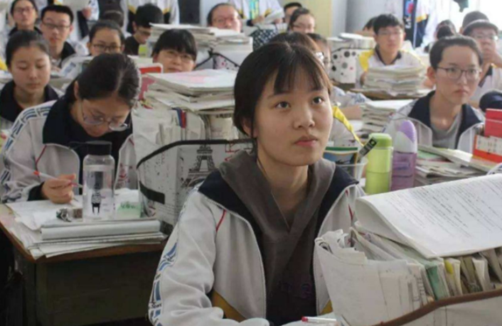 河北高中排行榜出炉，榜首备受学生家长青睐，第二名也是实力不凡