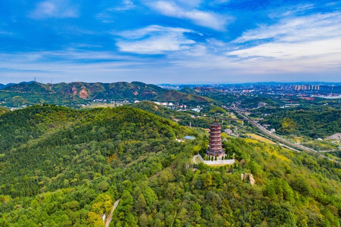 小说《红楼梦》里有座大观园