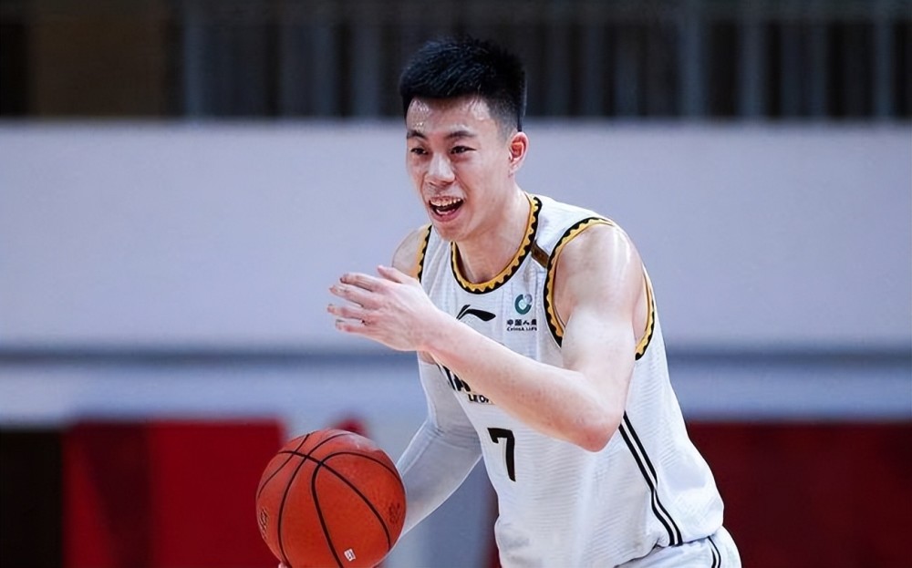 张镇麟辽篮夺冠（张镇麟有多么刻苦！辽篮夺冠后不到40个小时，大公子早起开始训练）