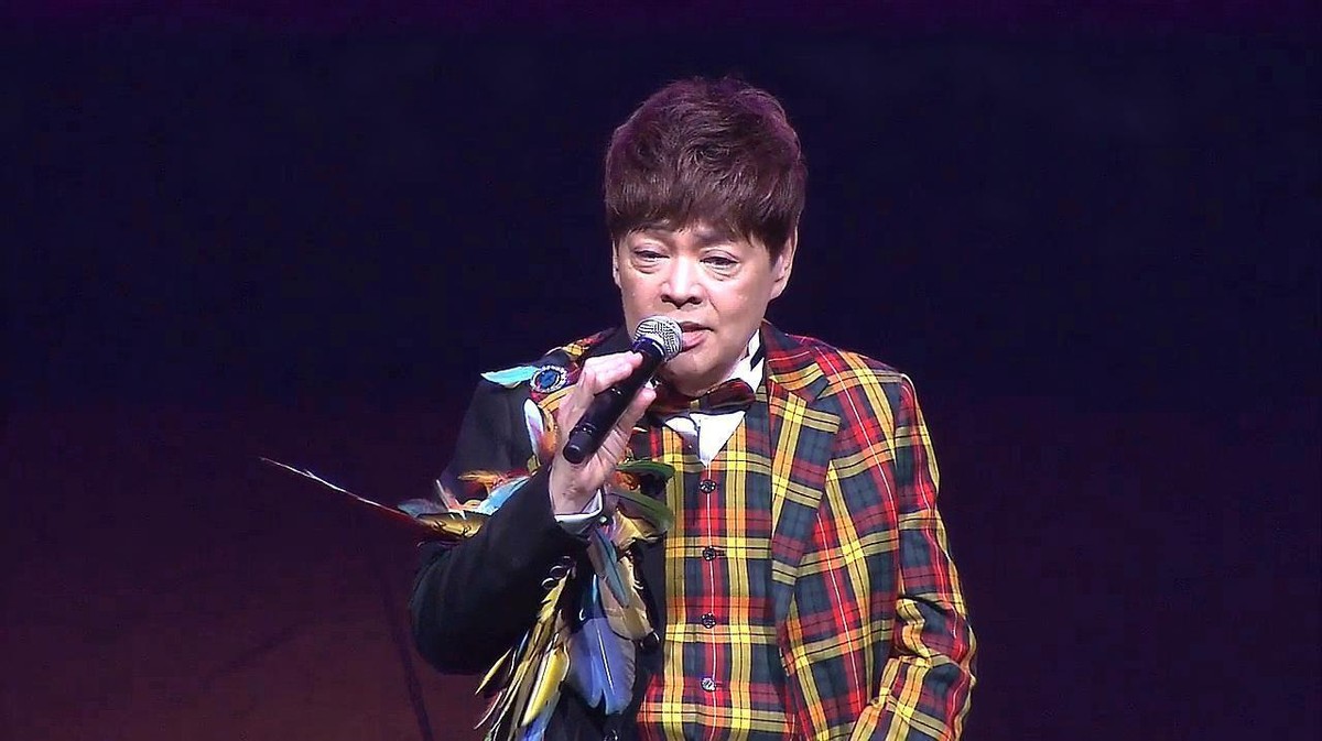 身后事靠朋友，靠救济金度日，这9位港星晚年生活，比你想的凄惨