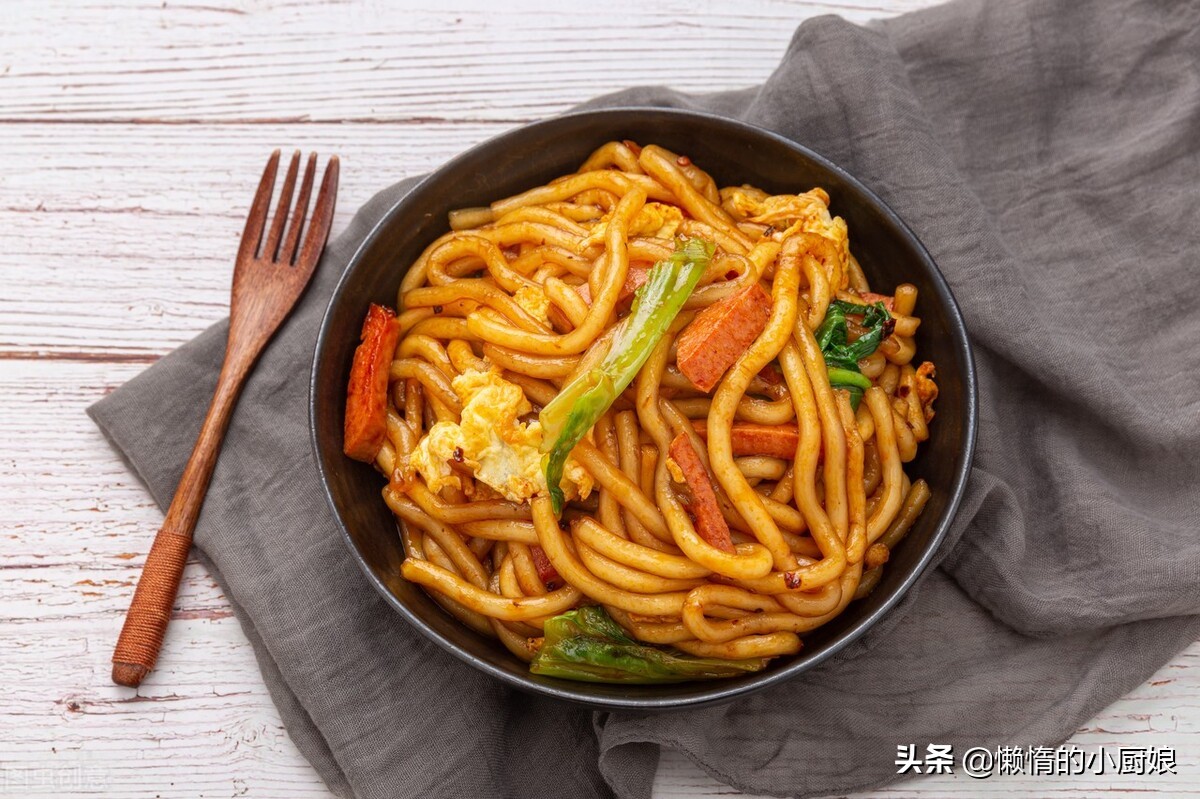 夜宵吃什么好（推荐三款好吃又易做的宵夜）