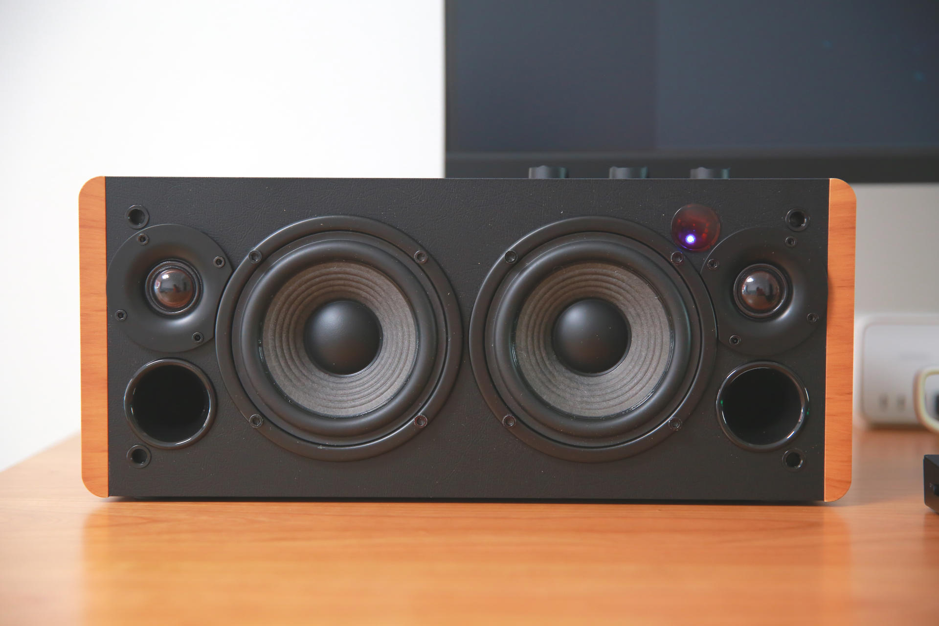 漫步者d12桌面音箱