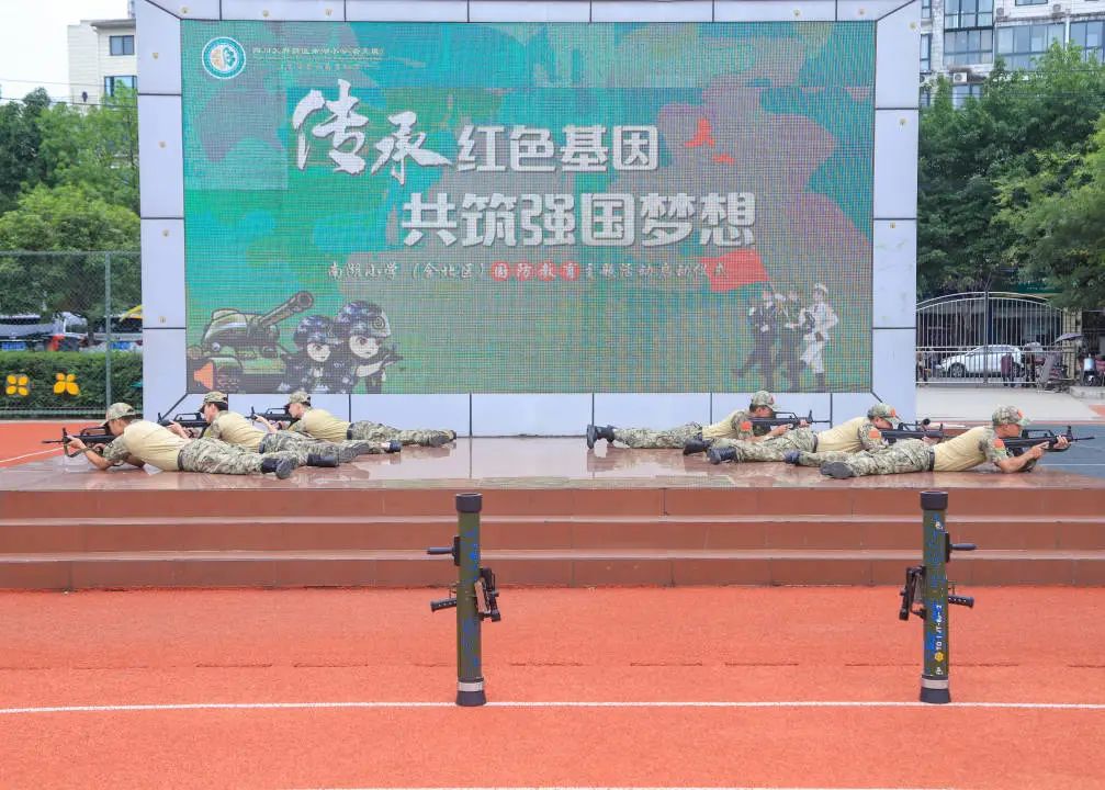 铭记历史，心系国防｜四川天府新区南湖小学开展国防教育主题活动