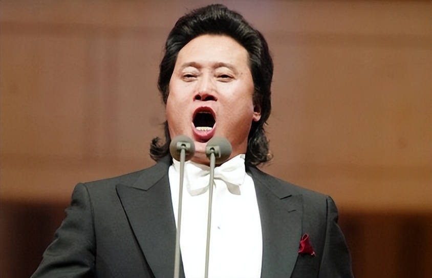 戴玉强:30岁娶初恋女友,51岁开始创业名利双收,今女儿成他骄傲