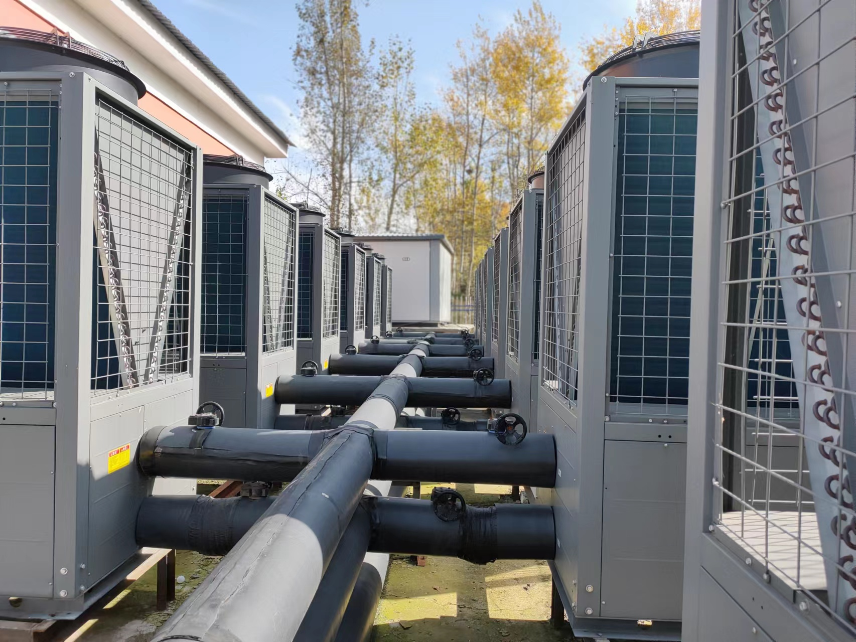 实力取胜热立方地暖机荣获热泵集中供暖最佳应用奖