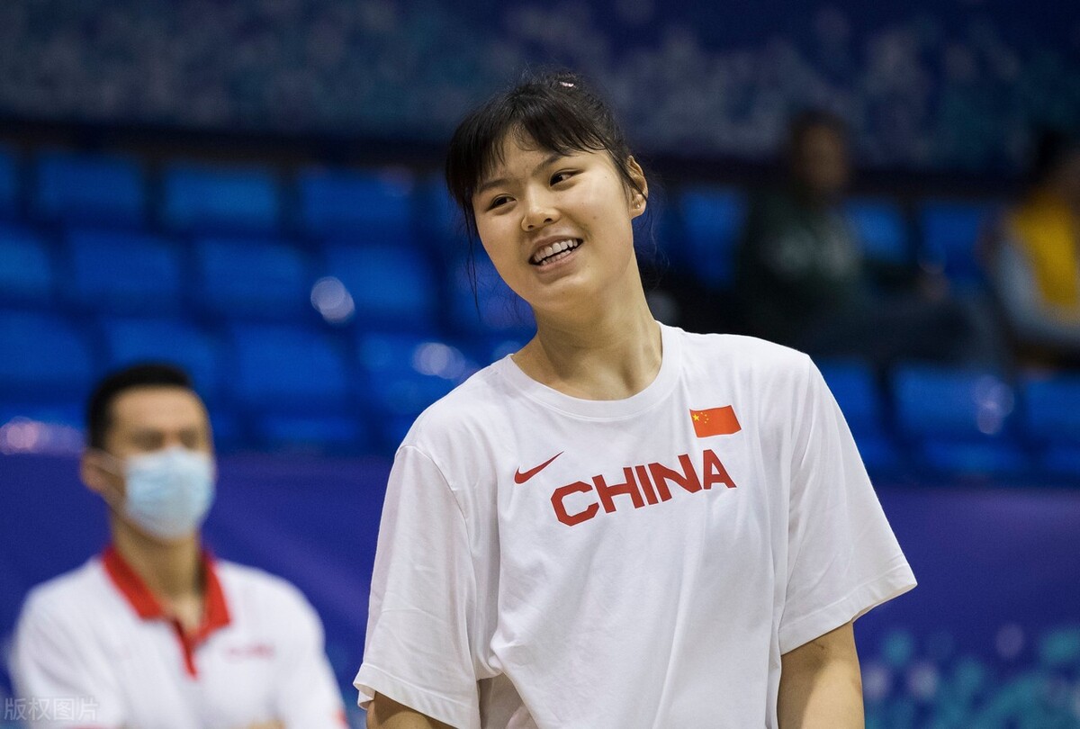 李月汝为什么没有去nba（悲剧重演！篮协叫停李月汝赴美，球迷：不愿担责是主要原因）