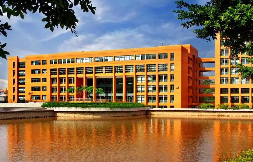 卫星云图看广东值得上的5所大学,暨南、华南理工、华南师范皆上榜